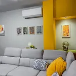 D-home Apartman *