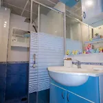D-home Apartman *