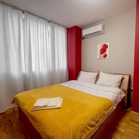 Apartman D-home *