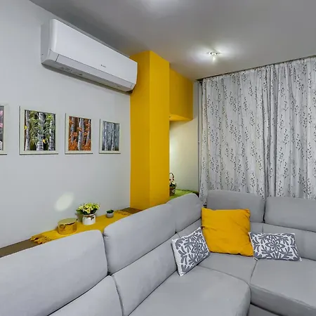 شقة D-home فارنا